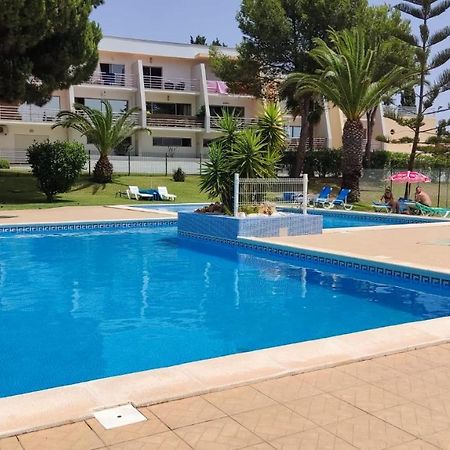 شقة 01 Sra Da Rocha Com Piscina E Ac - Casas & Papeis Armação de Pêra المظهر الخارجي الصورة